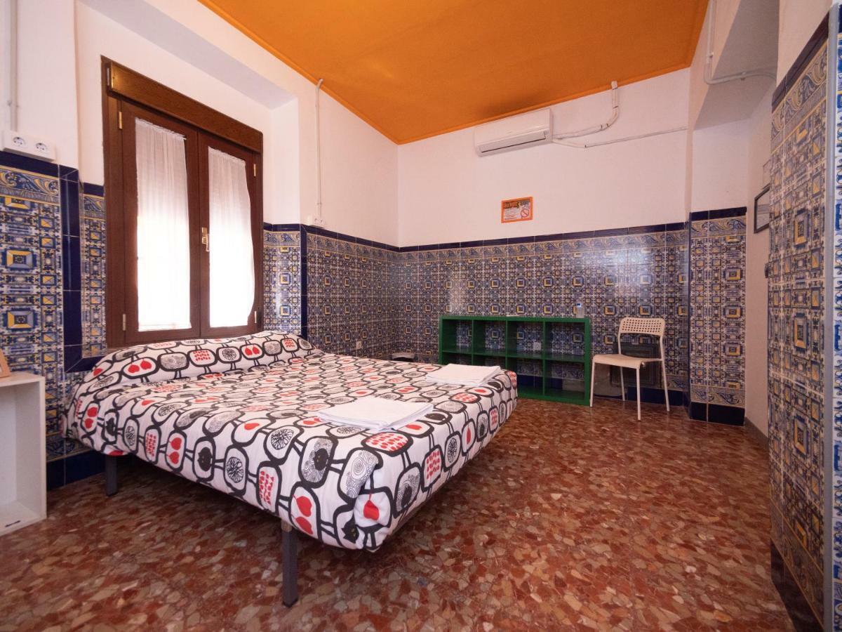 อาร์ค เฮาส์ เซบียา Hostel เซบีญา ภายนอก รูปภาพ