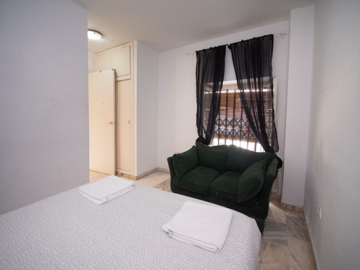 อาร์ค เฮาส์ เซบียา Hostel เซบีญา ภายนอก รูปภาพ
